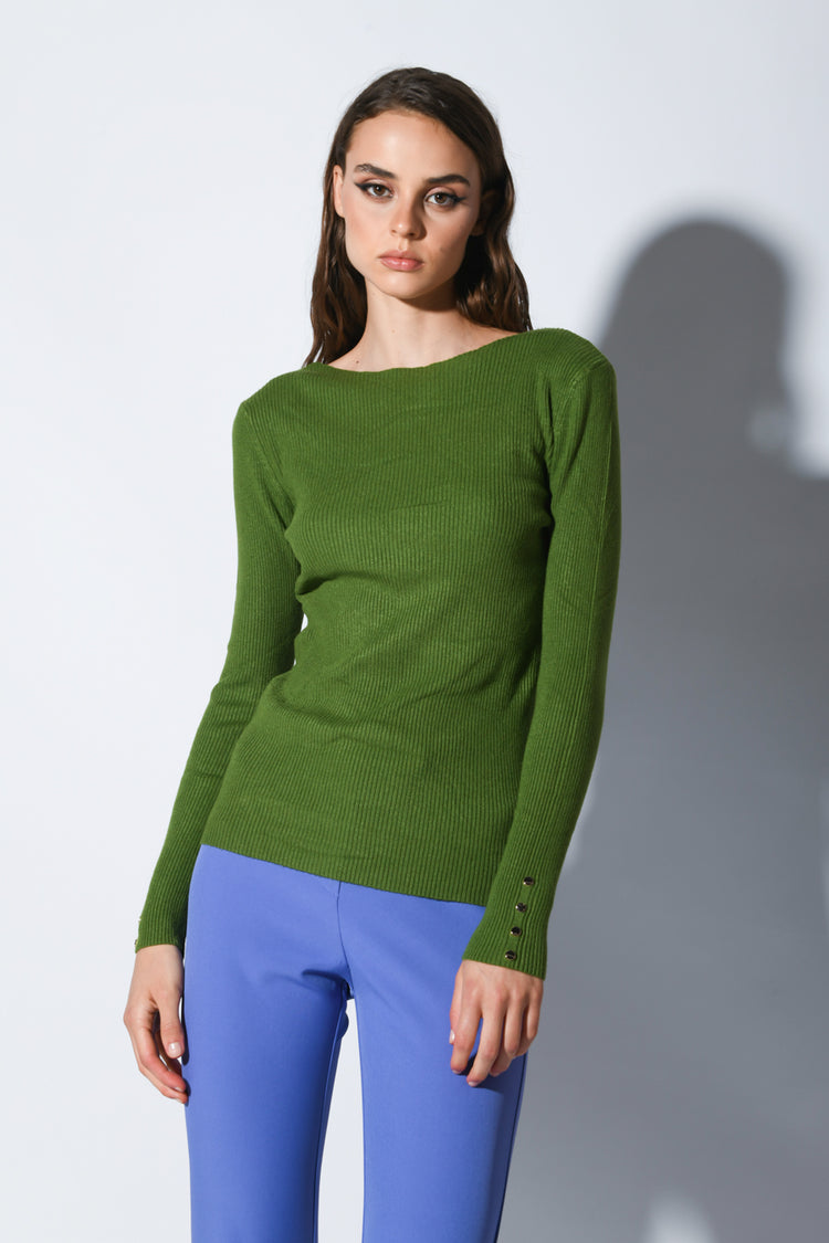 Pull con scollo a barchetta