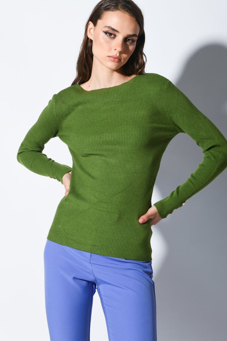 Pull con scollo a barchetta