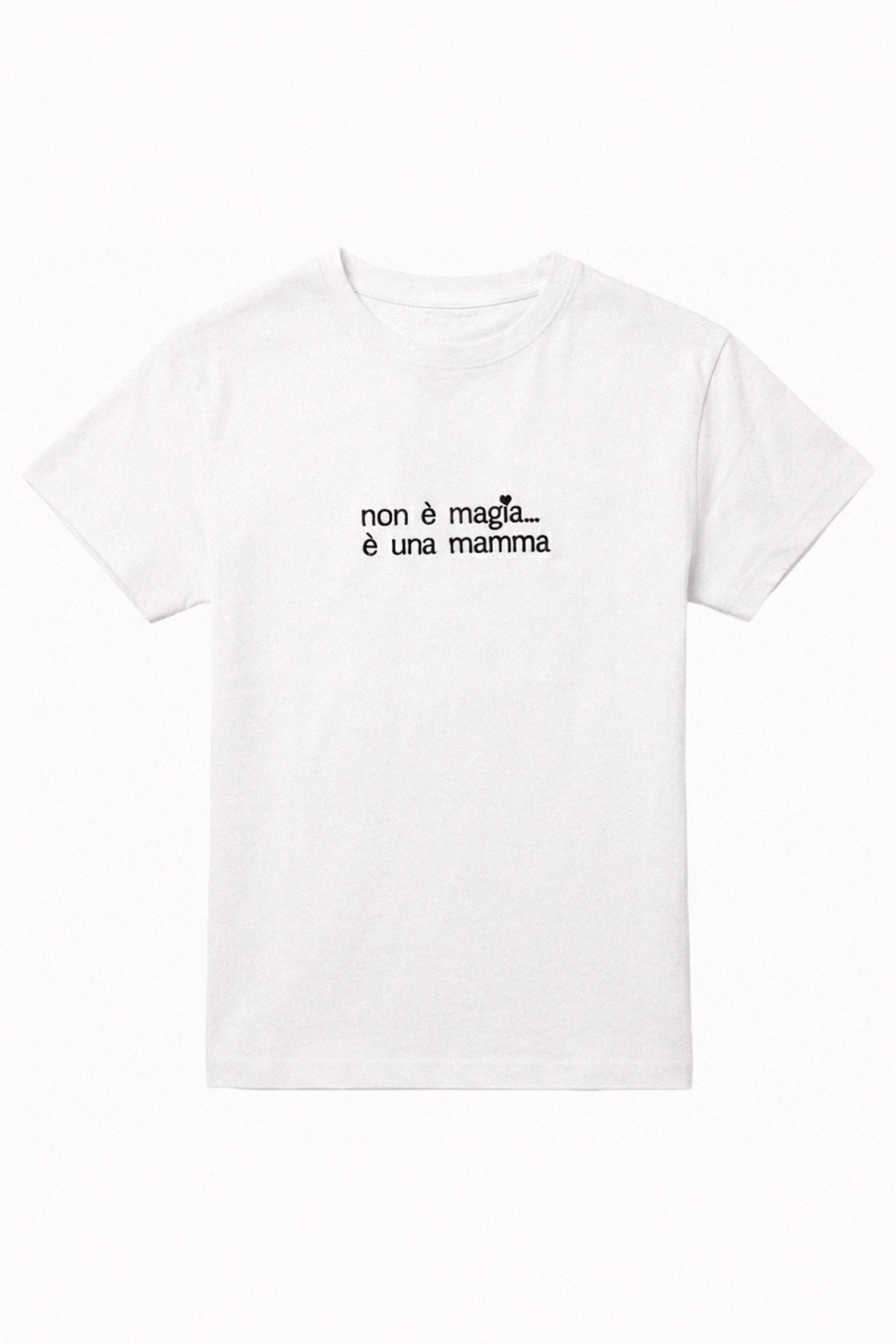 T-shirt con scritta ricamo