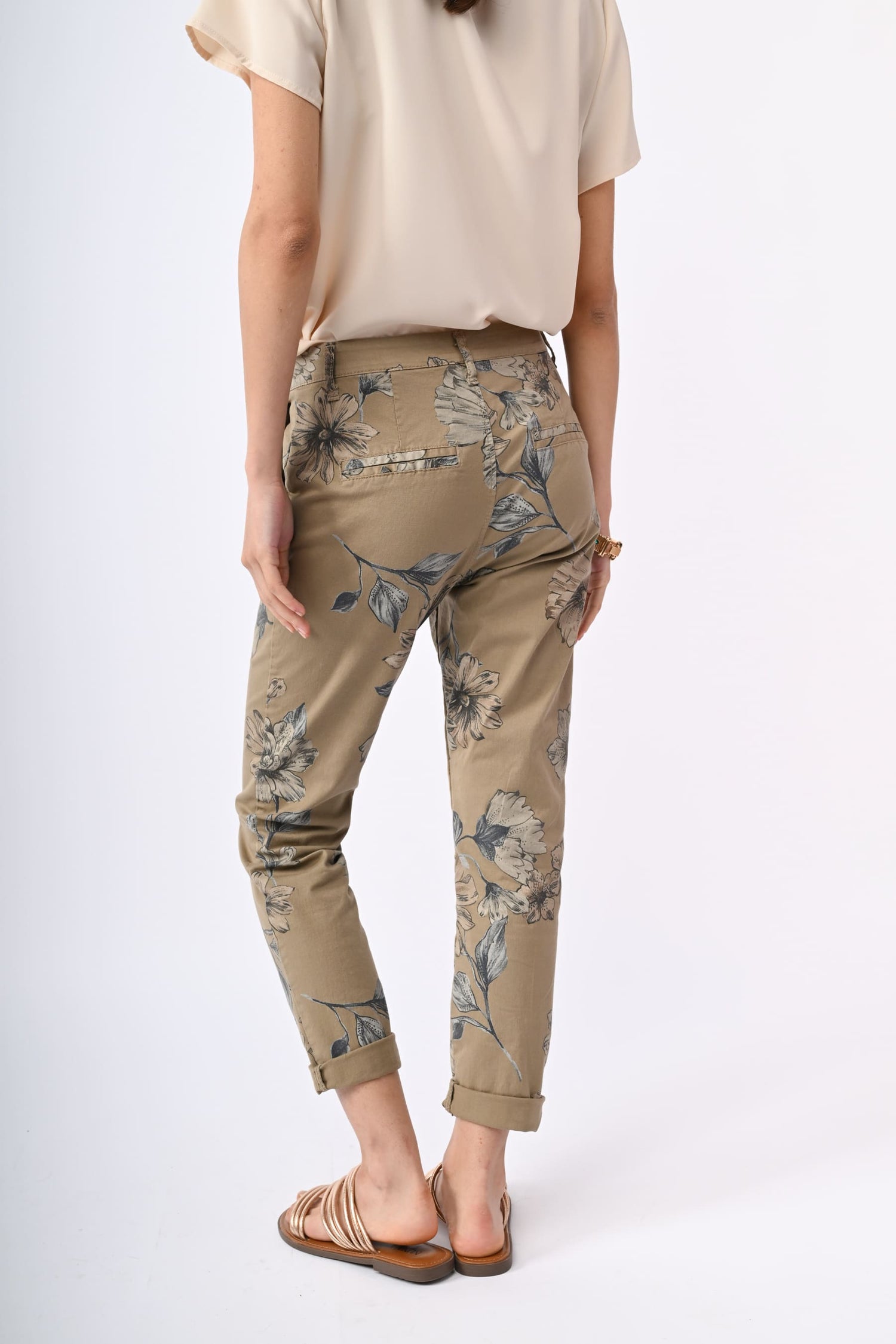 VA814216T998FAFG-24_4_4_3a34b0e4-9344-4ec2-b7a5-557d0bdbdcd6