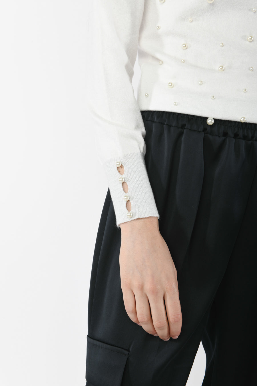 VG23108APA-23_6_6_a2c3619b-ee37-4e38-b9d9-fe8b559578a4