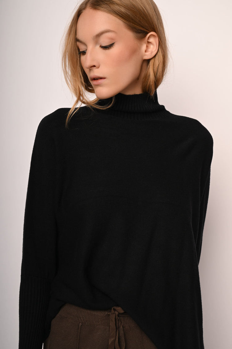 Dolcevita con maniche a pipistrello