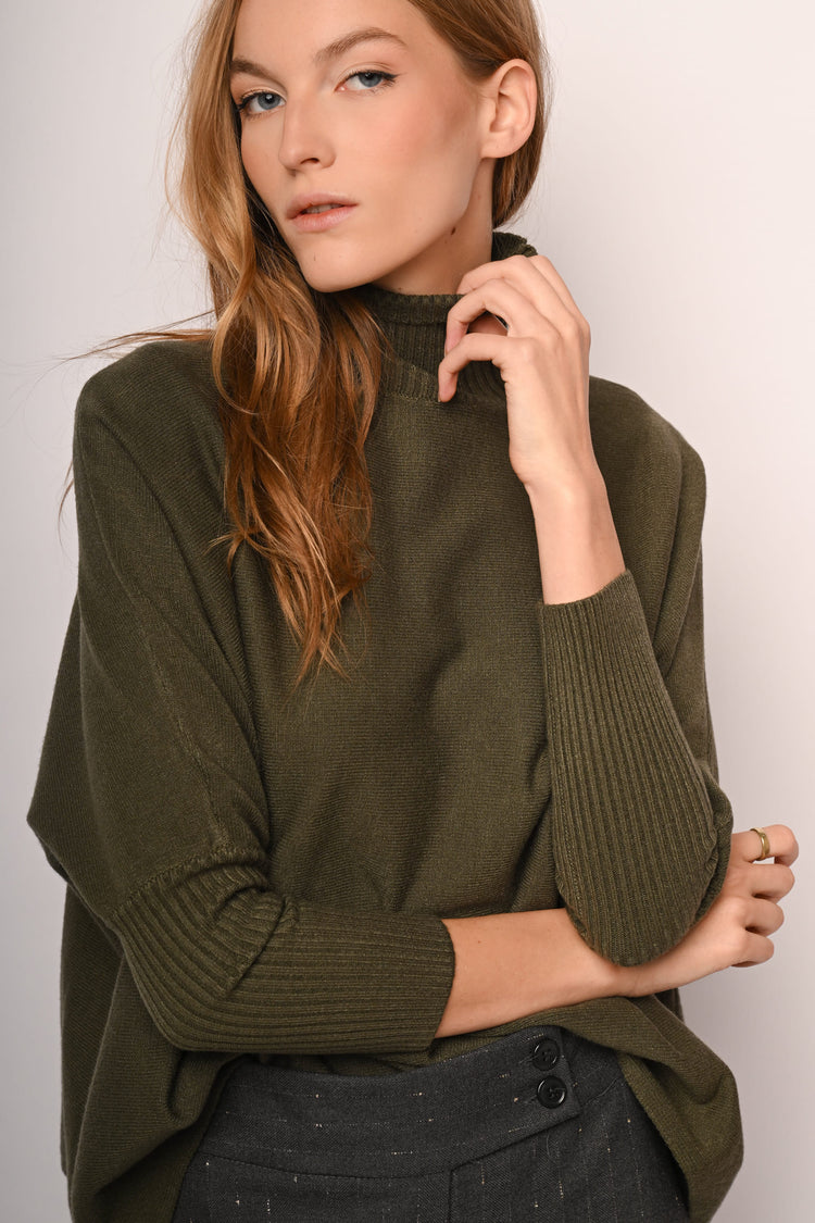 Dolcevita con maniche a pipistrello