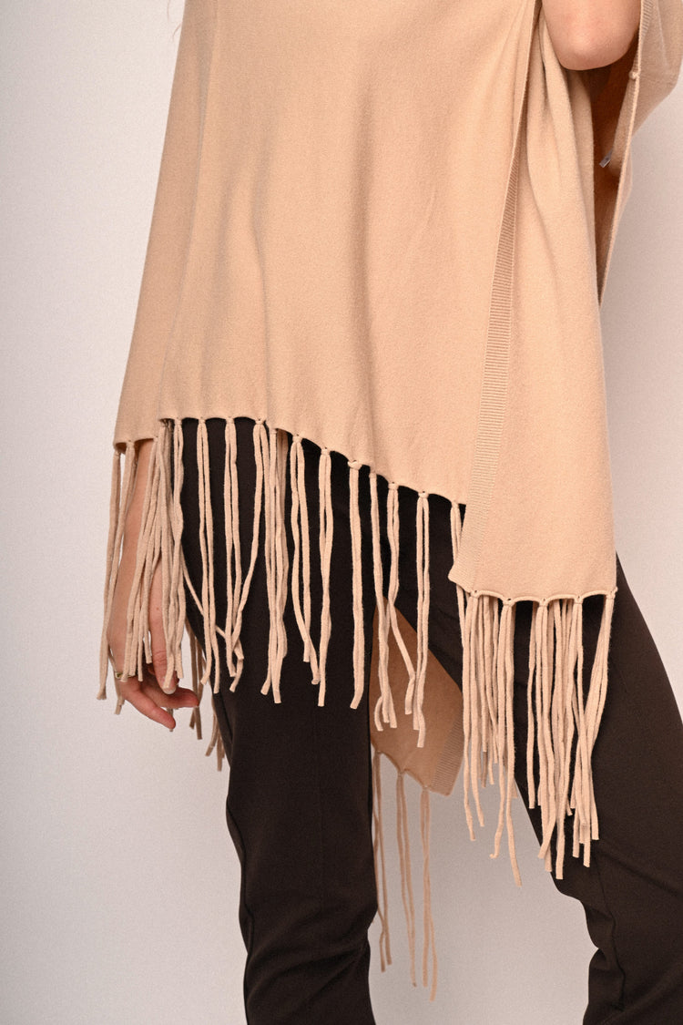 Poncho con frange