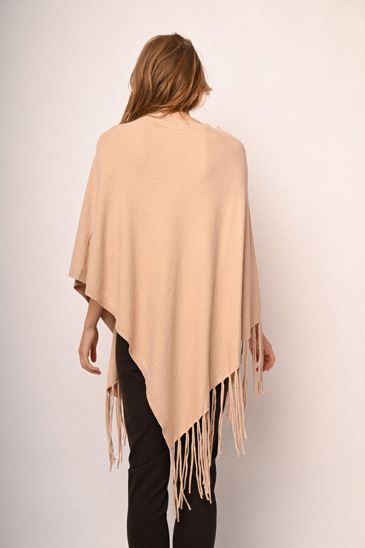 Poncho con frange