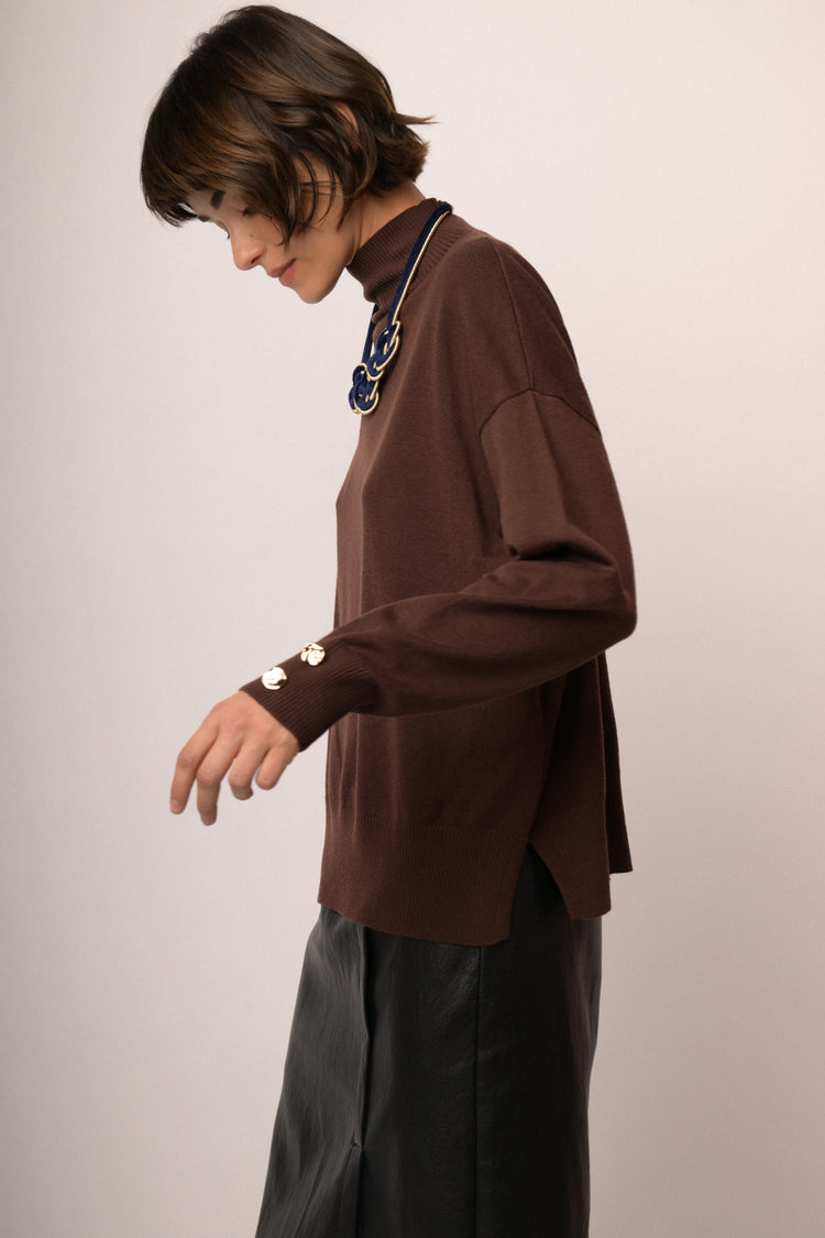 Maglia over collo alto