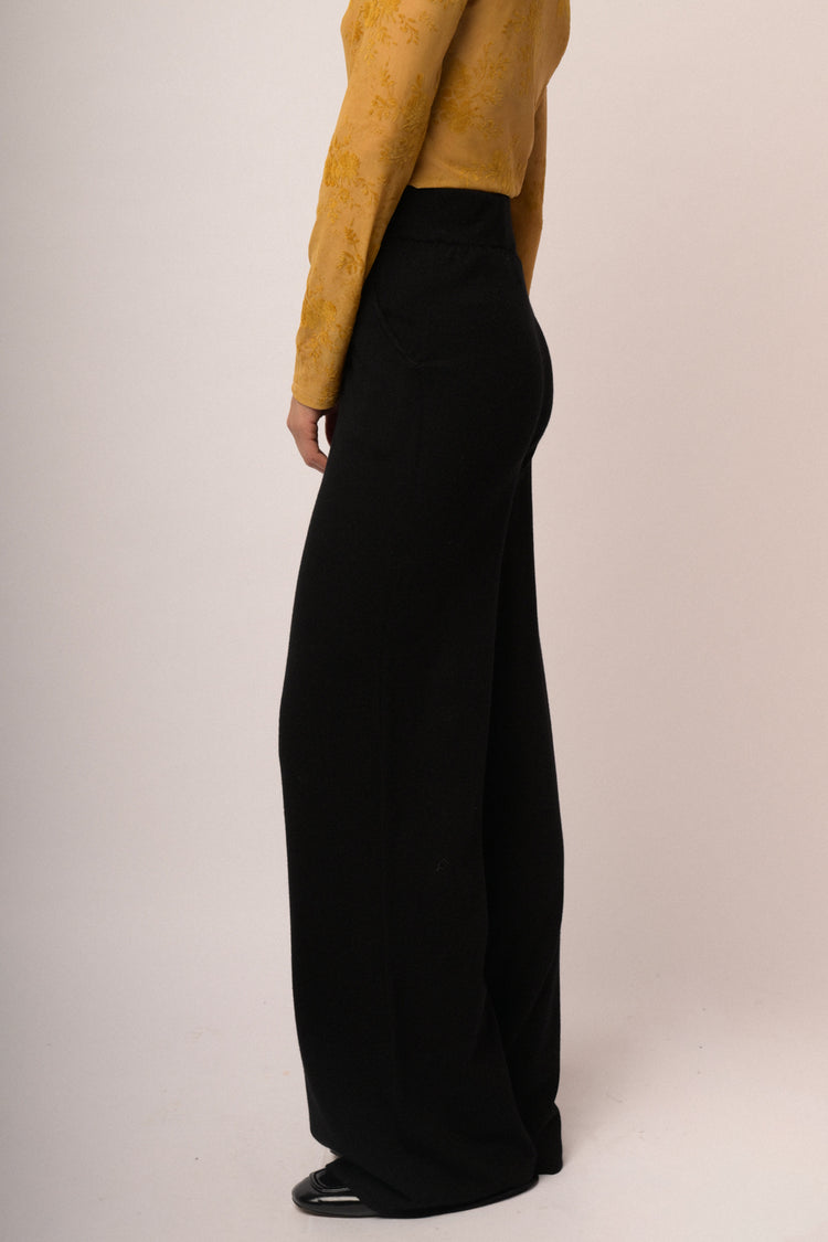 Pantaloni palazzo con tasche