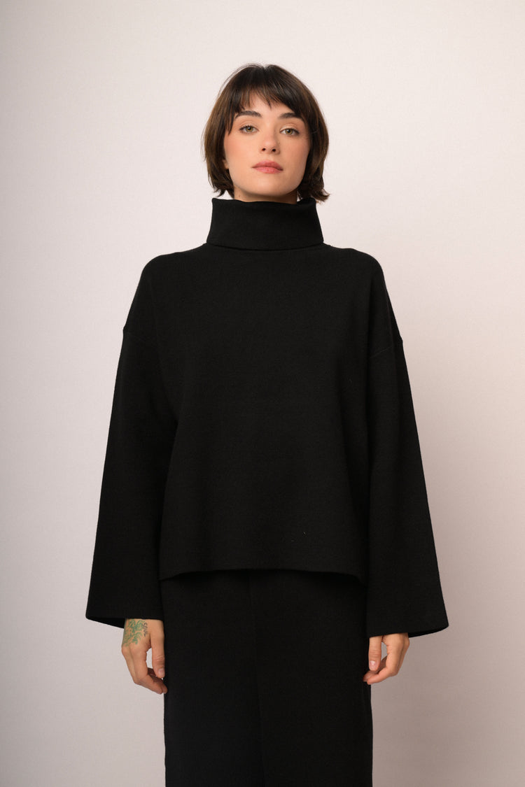 Maglia collone maniche ampie
