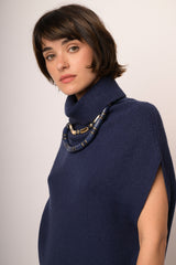 Maglia smanicata collo