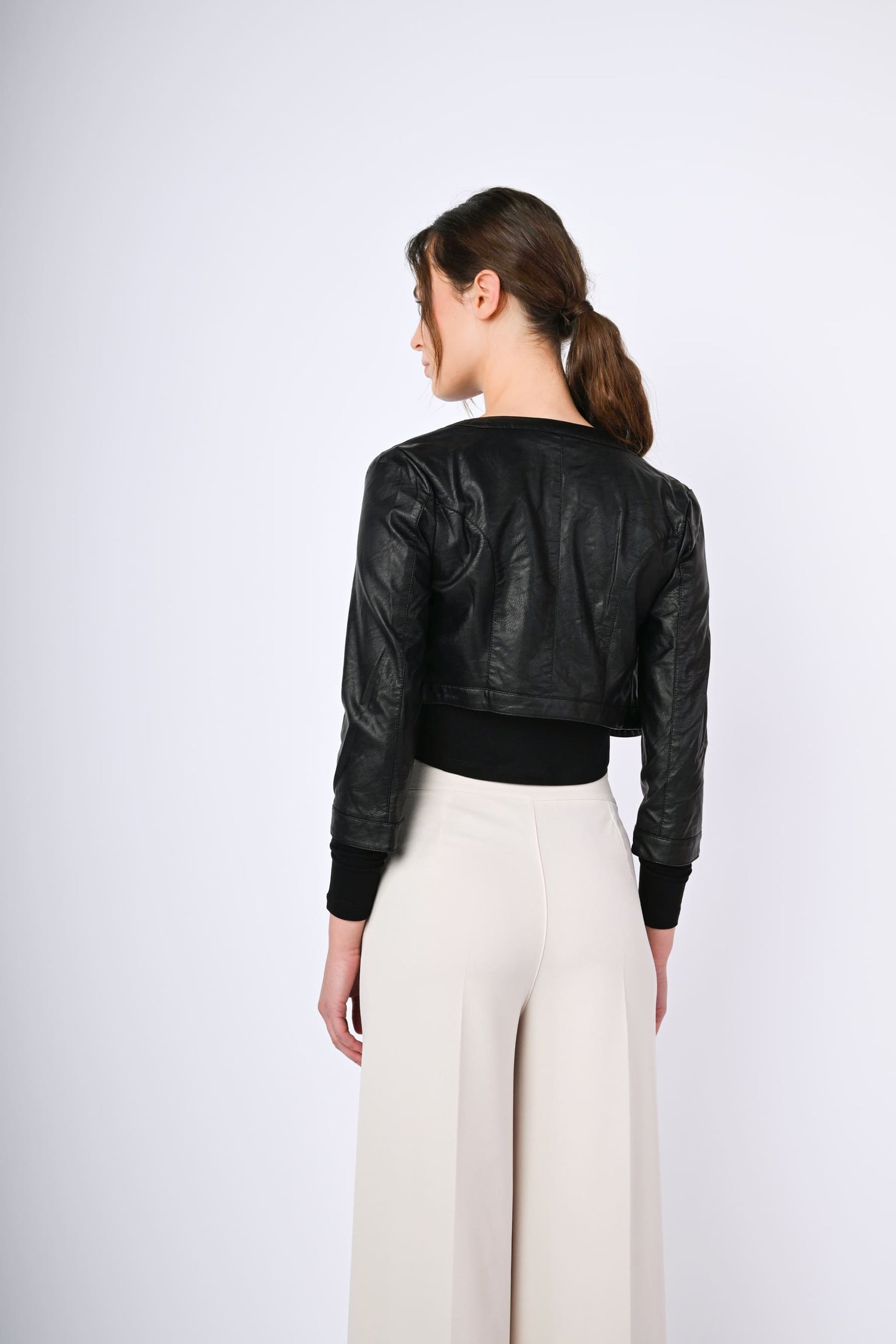 VL2016NE-23_3_3_be6b2eb5-9a9b-4055-95f0-a08b6042ced9