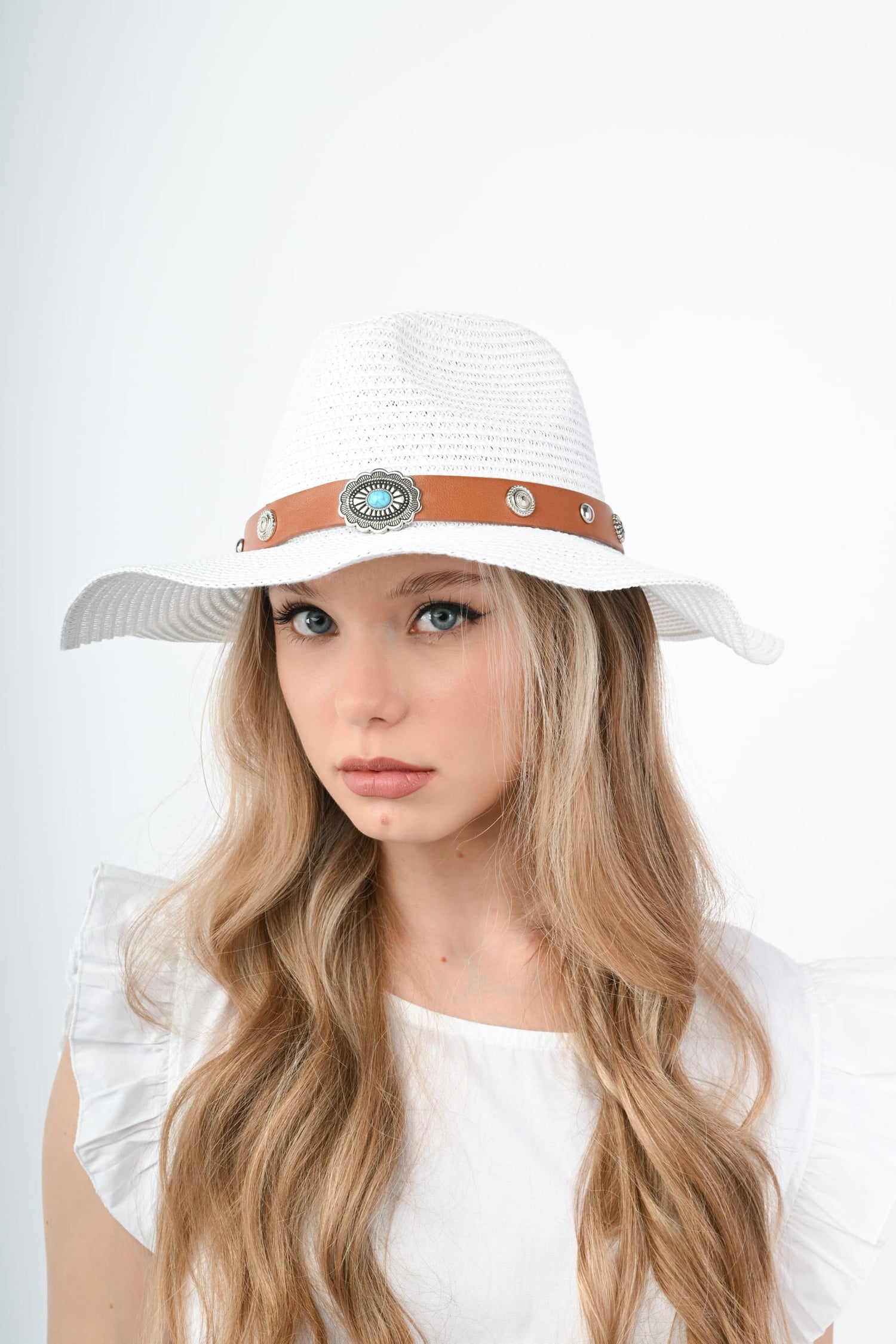 XC18BI-24_2_2_6ac4985d-883c-4854-901b-907c684585fa