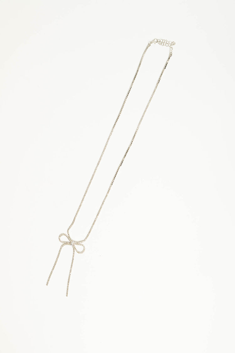 Collana catena con fiocco