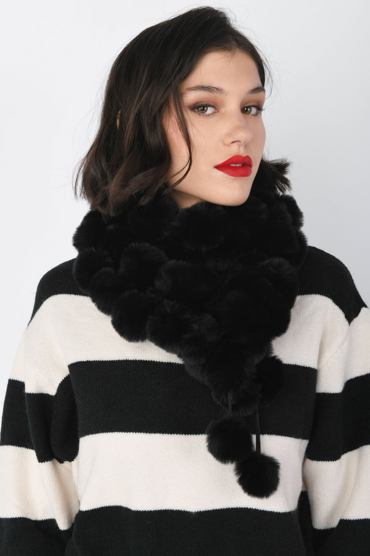 Sciarpa in faux fur a pompon