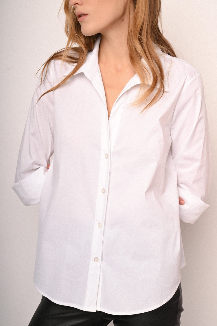 Camicia con bottoni gioiello