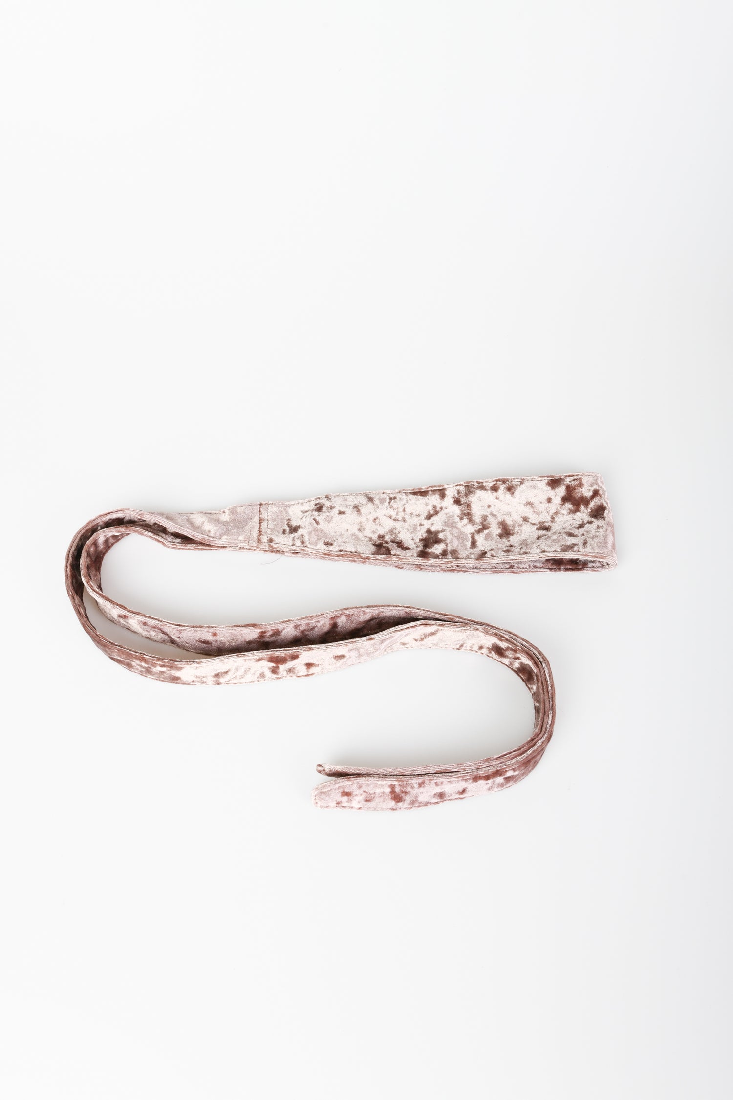 YHB128MO-23_1_1_220b2f12-5d6d-4391-92f1-91f8e3583632