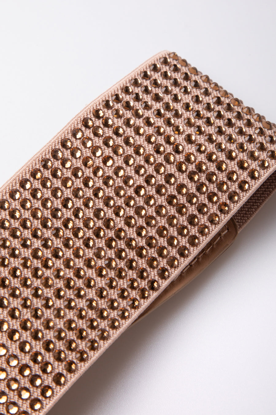 YHB131BE-23_3_3_26166c41-340c-4a0c-9e37-e0fdfcb462b0