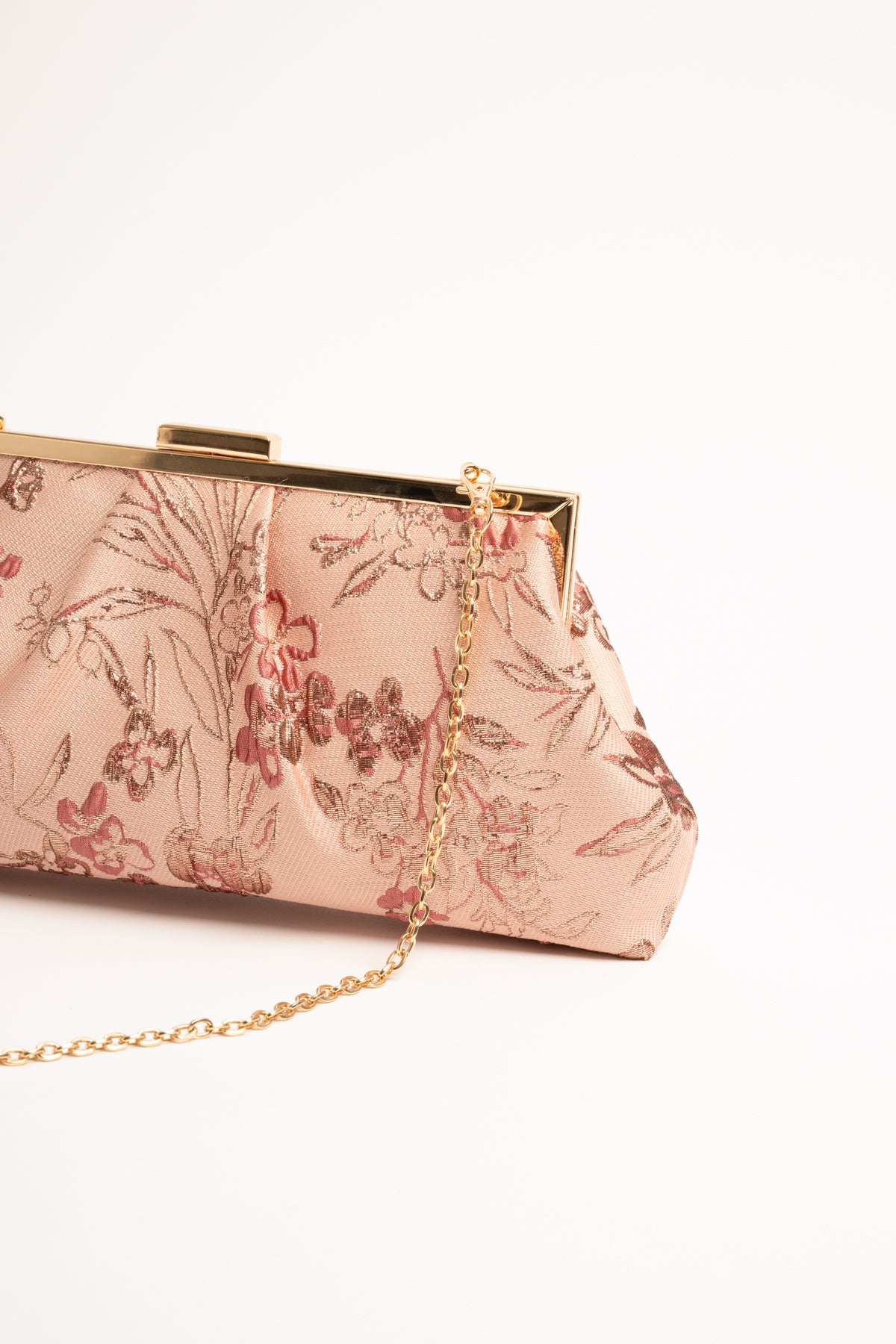 Pochette ricami