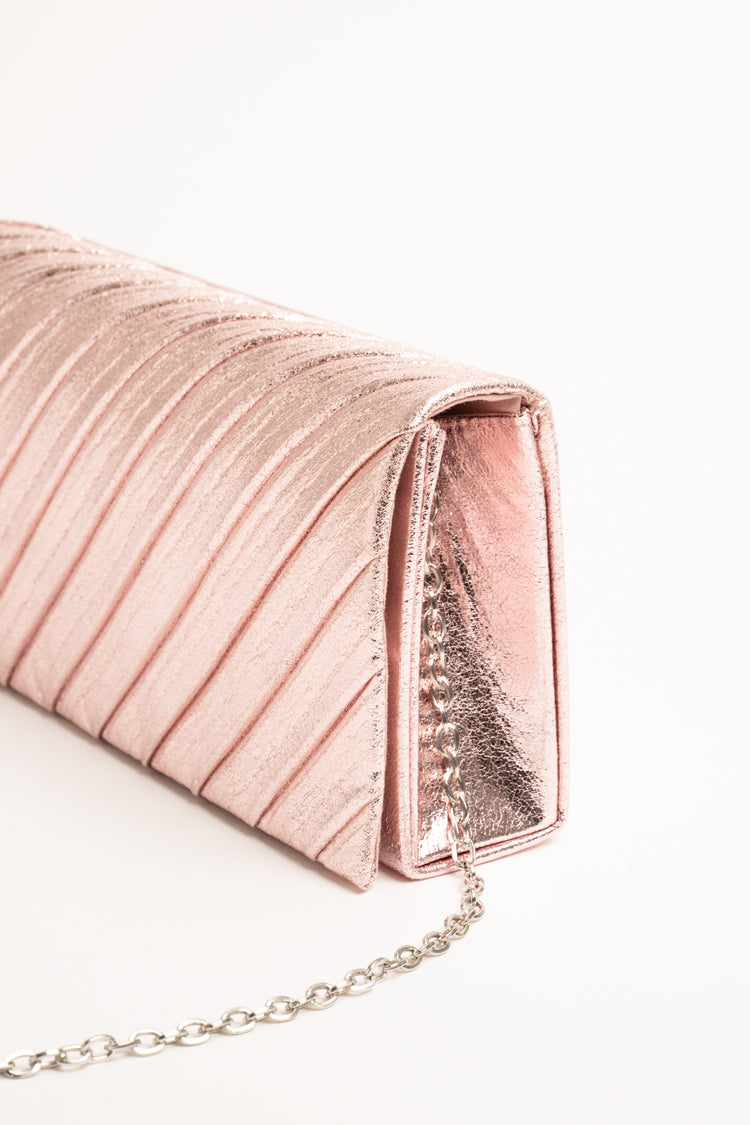Pochette rosa a pieghe diagonali