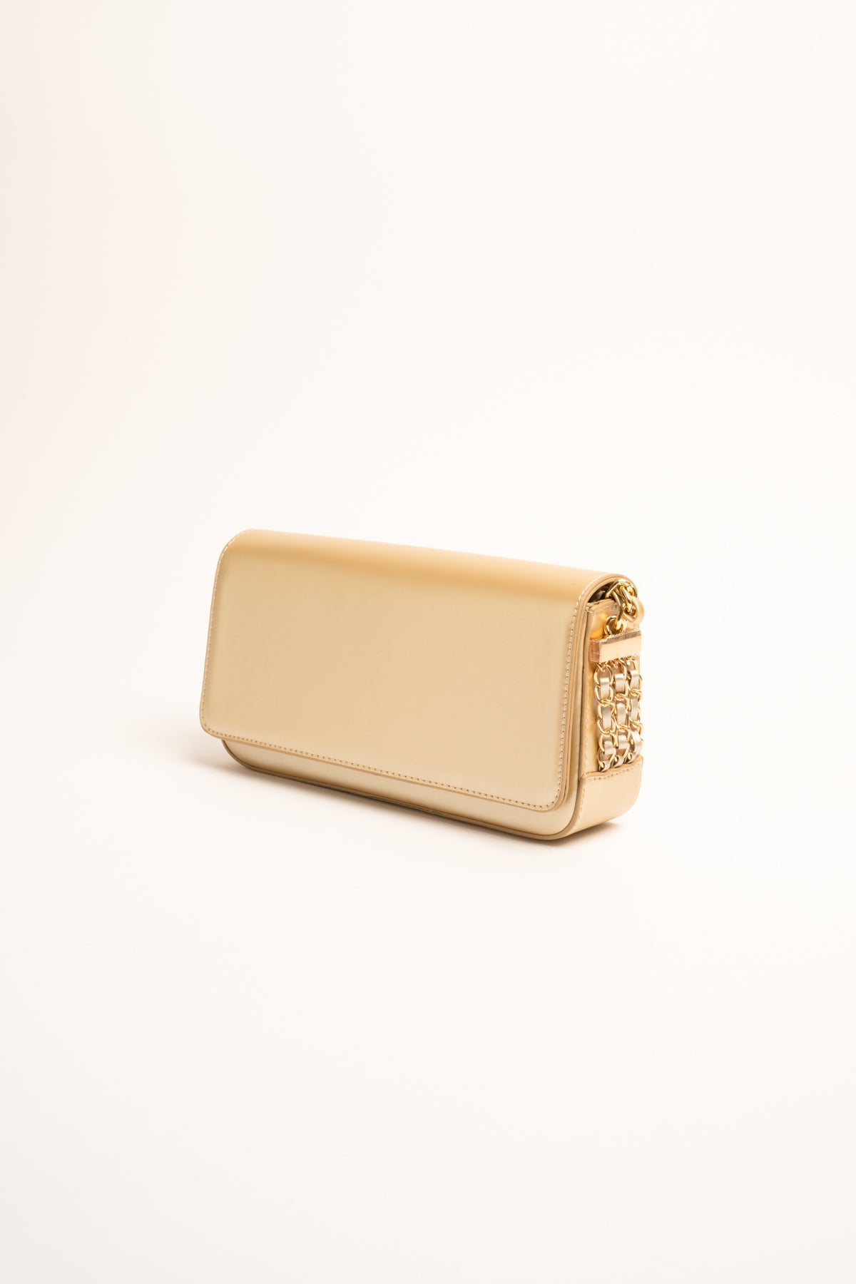 Pochette in similpelle beige con tracolla a catenella