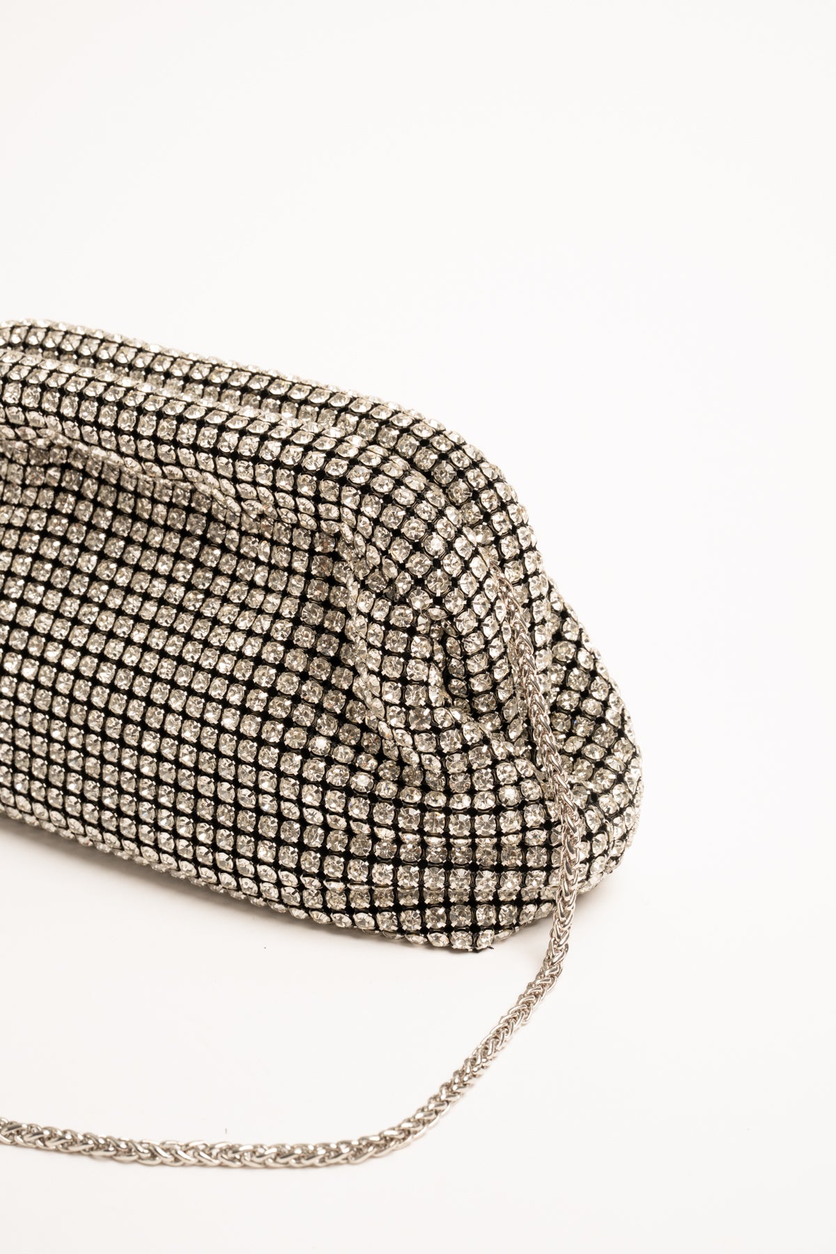 Pochette argento effetto maglia metallica