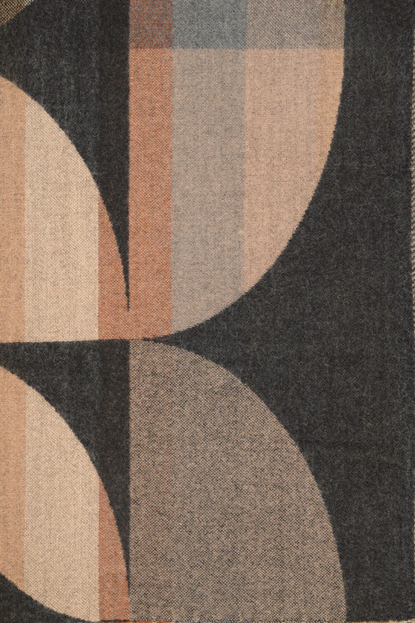 Sciarpa geometrica con frange multicolor