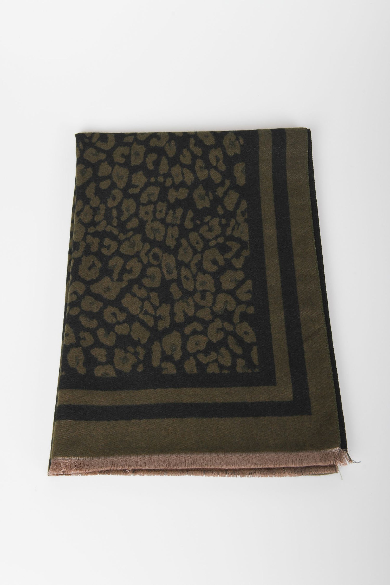 YLD51FAVE-23_1_1_98400941-1965-400d-9f54-6b7e123ad7e5