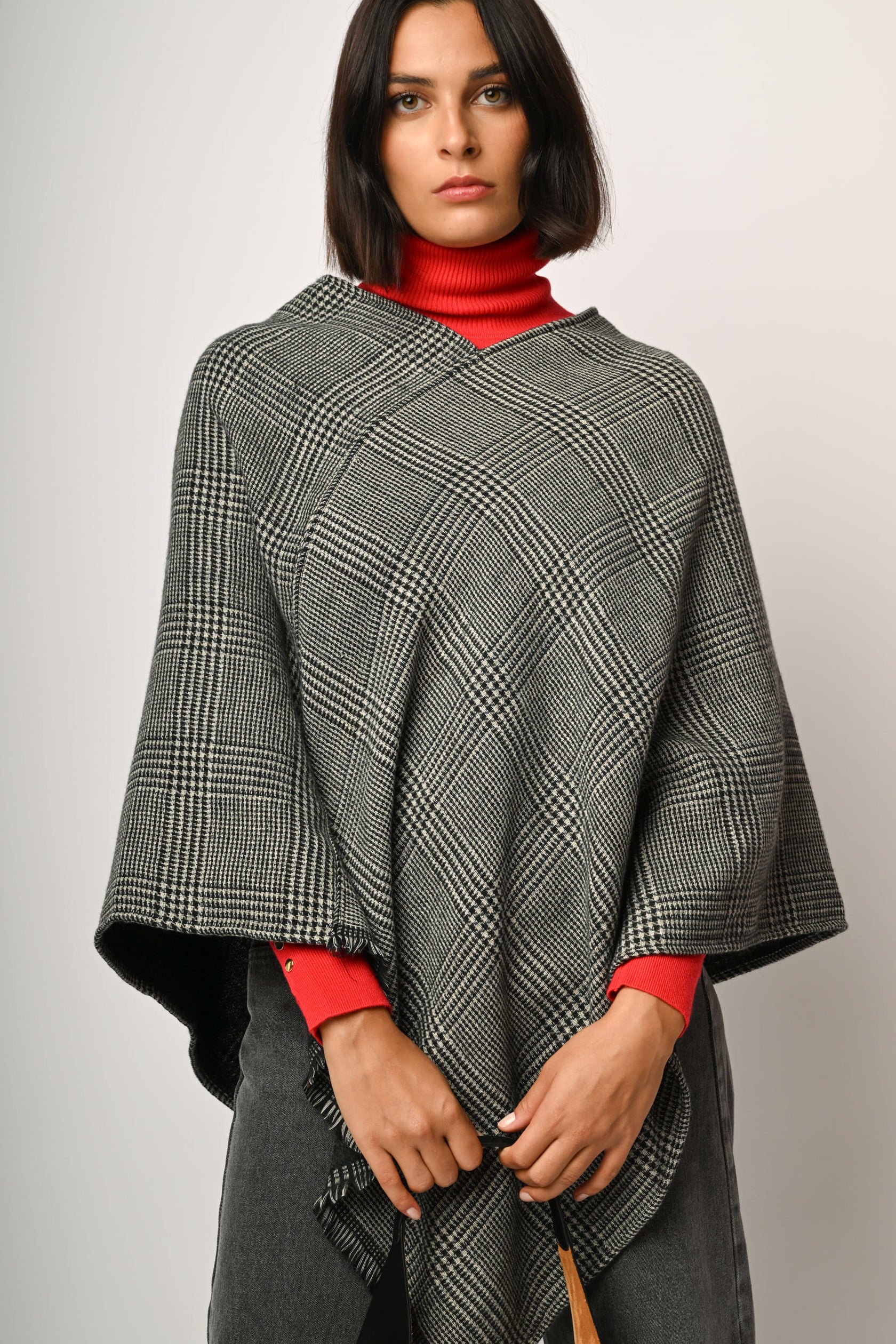 Poncho Pintas Ngabe
