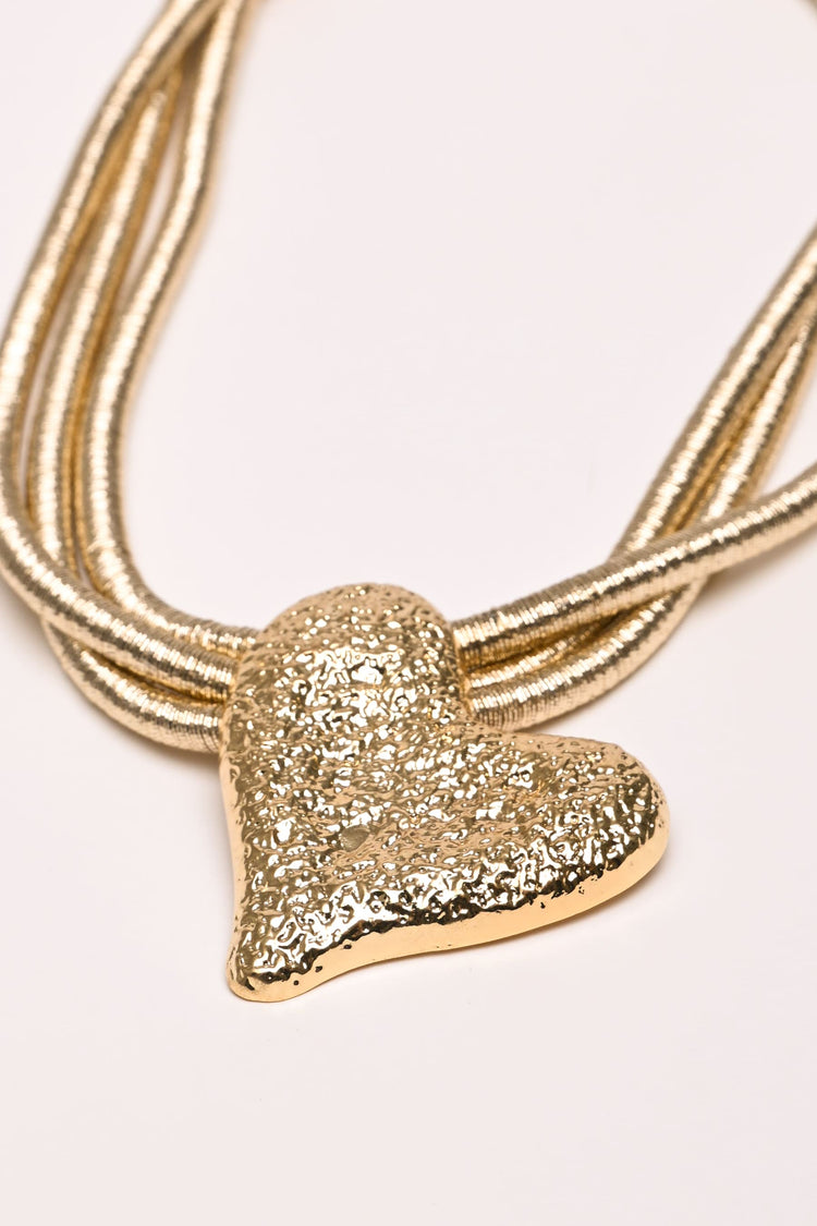 Collana a tre fili con pendente a cuore