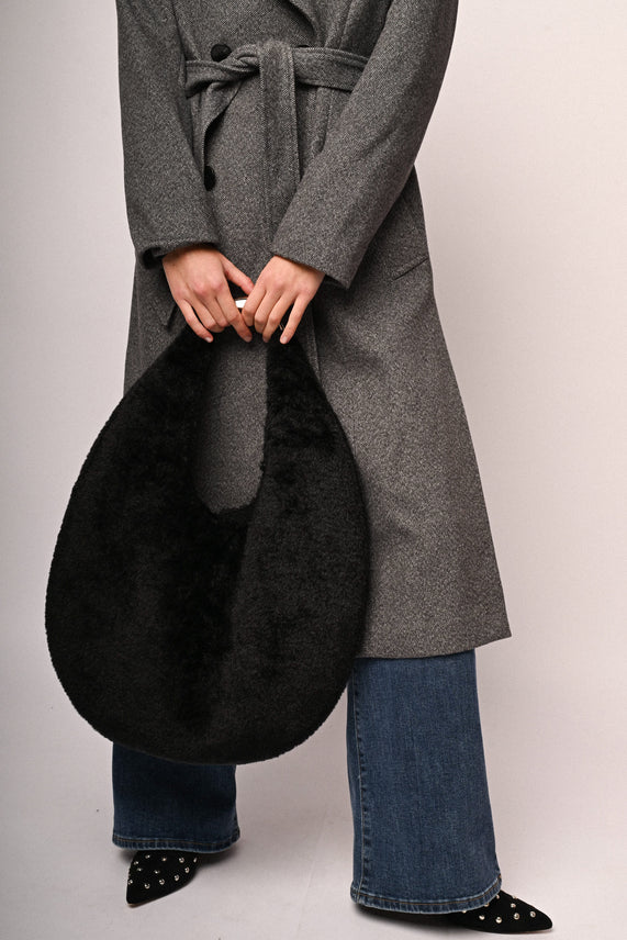 Borsa hobo in faux fur