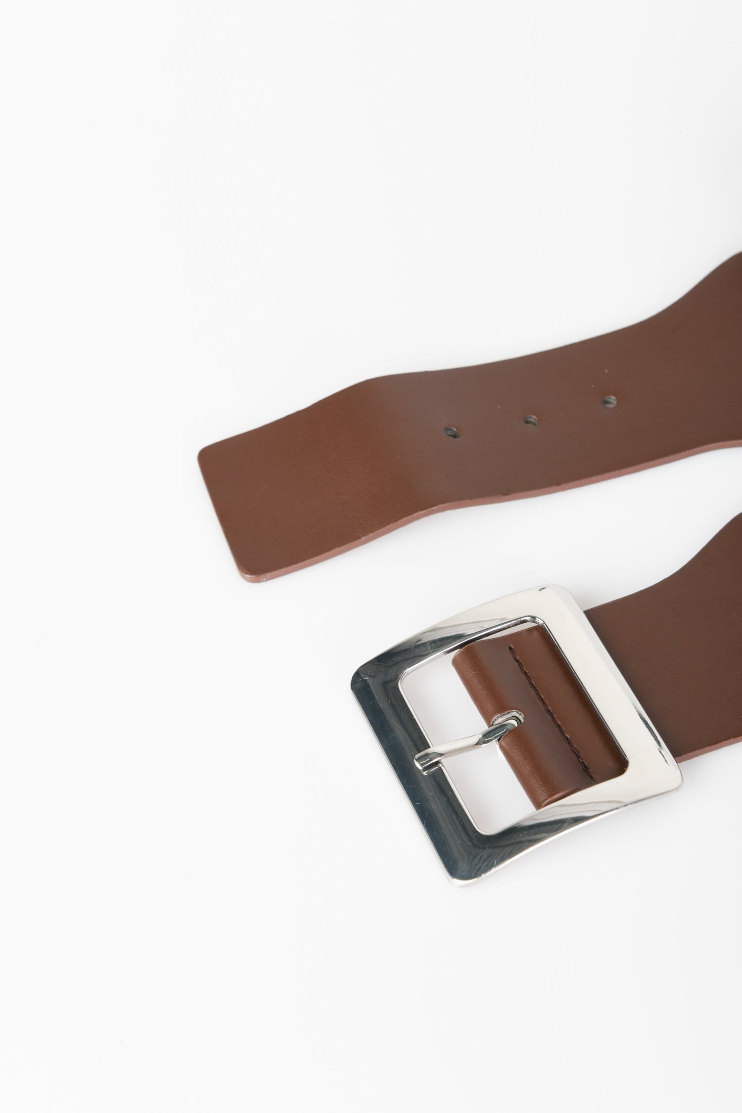 YS43MO-23_2_2_e7811563-a2f3-490b-8de1-00c3b76a938b