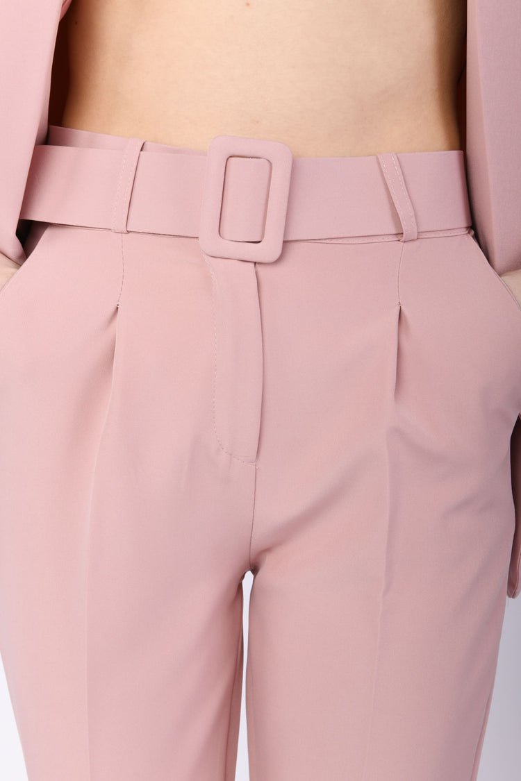 Pantaloni slim con cintura