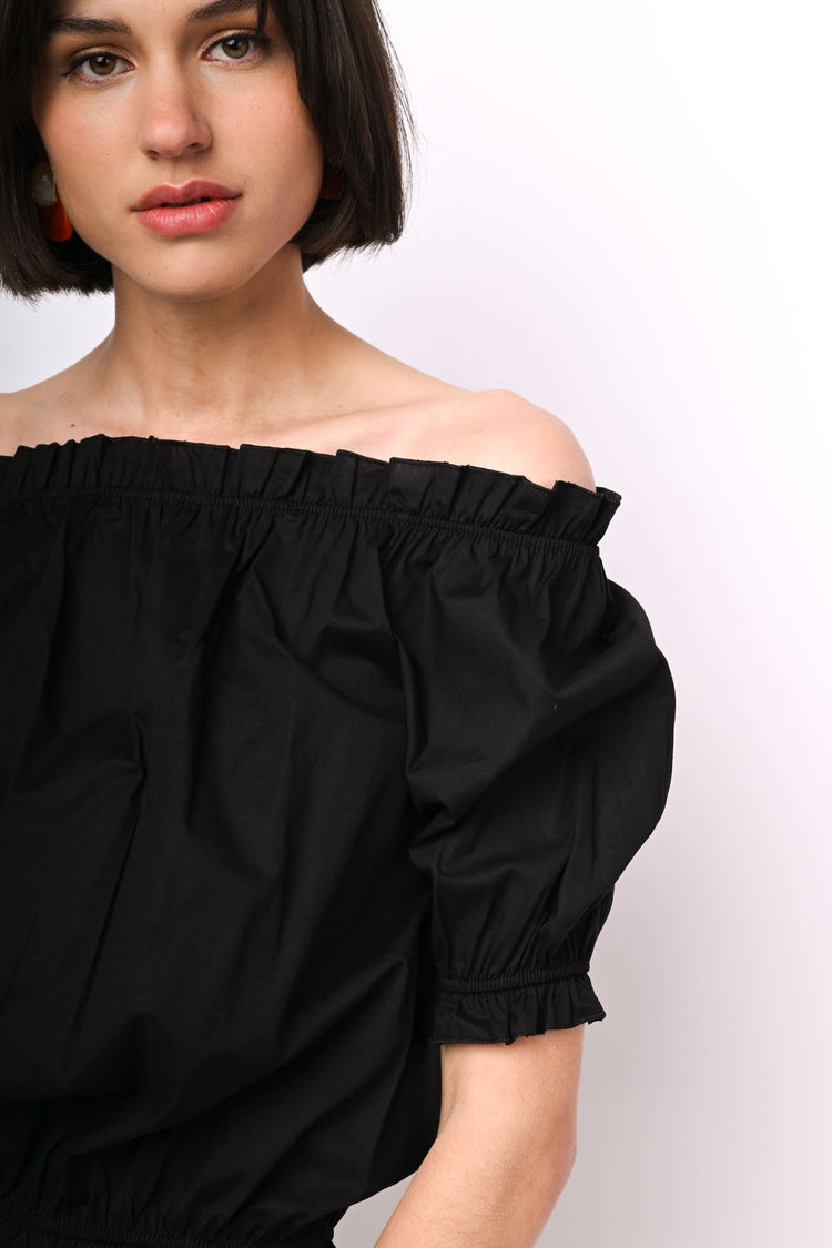 Top con spalle scoperte