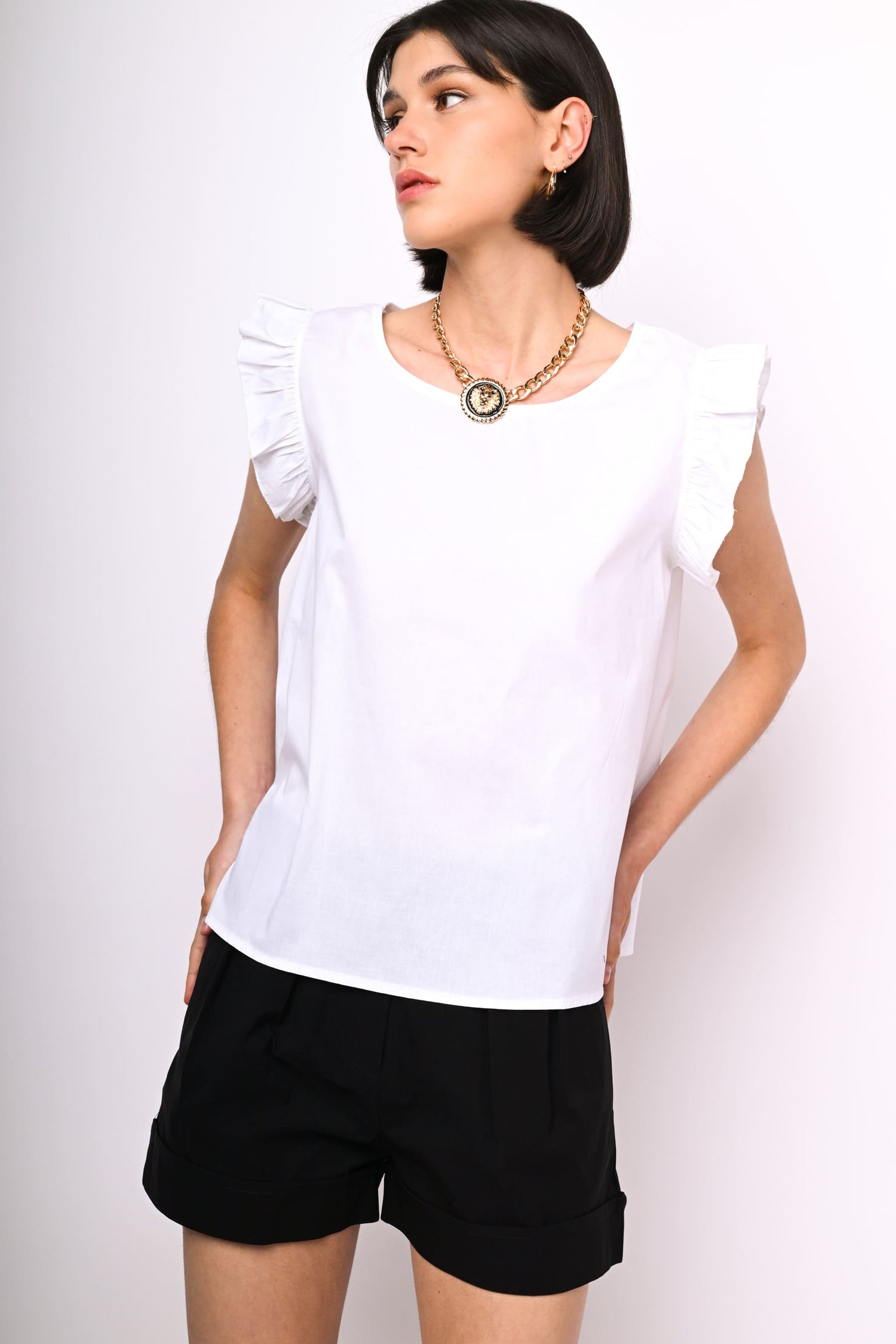 Z2R23340BI-24_7_7_c3eb78ab-7e66-4ae0-b8d5-bff2644aa22d