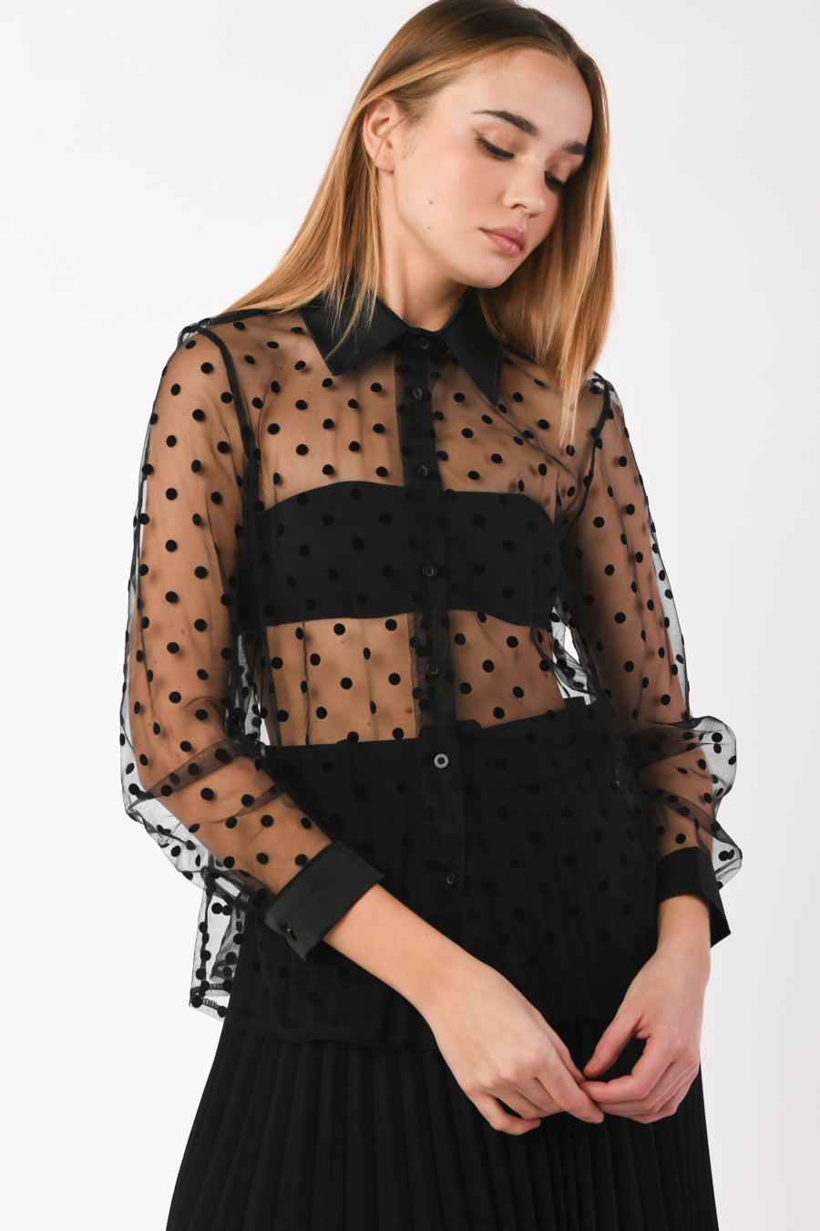 Z2R23471NE-23_2_4_92bc0561-279c-4110-b585-fa9553e440d3