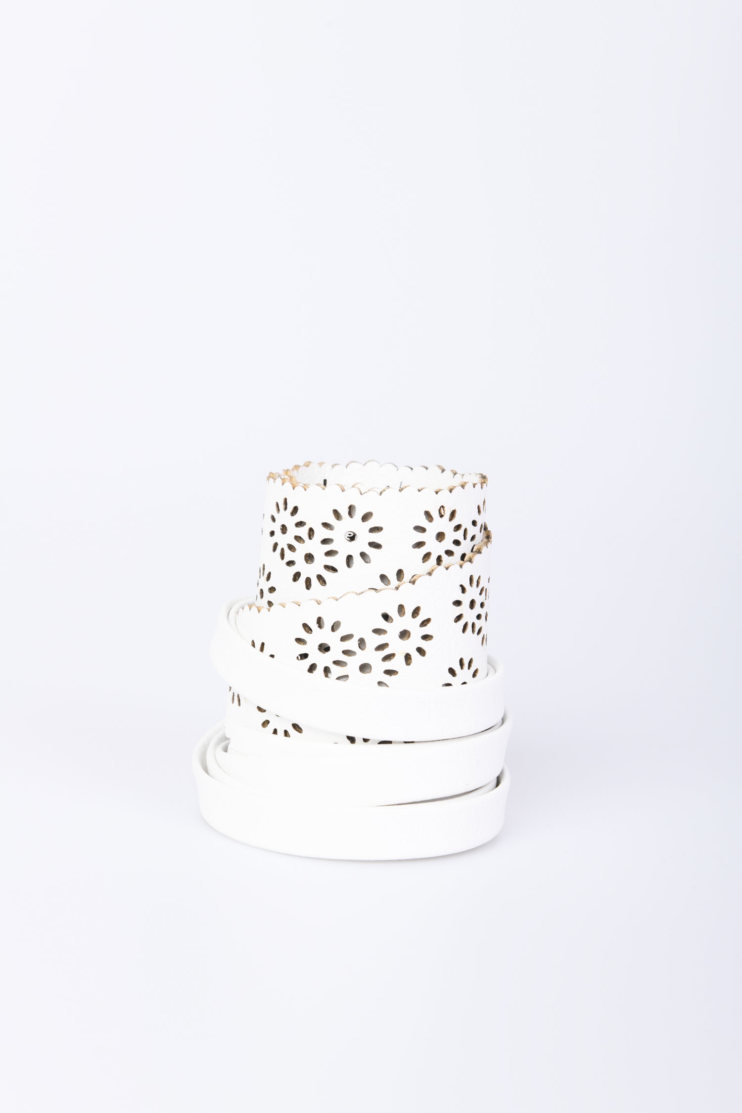 ZR211BI-24_2_2_c6b365bc-e233-499a-ae50-aa47e27e5cad