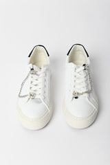 Sneakers con catena-gioiello