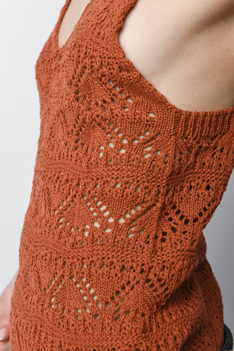 Canotta in maglia crochet