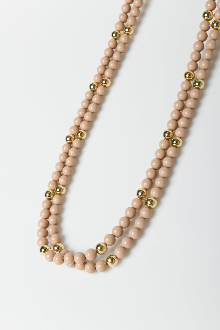 Collana lunga con simil perle